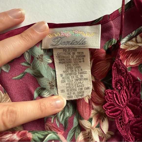 Dentelle 80s Vintage Magenta Floral Satin Lingerie w/ Hanger & Bag Made in USA - Picture 8 of 11